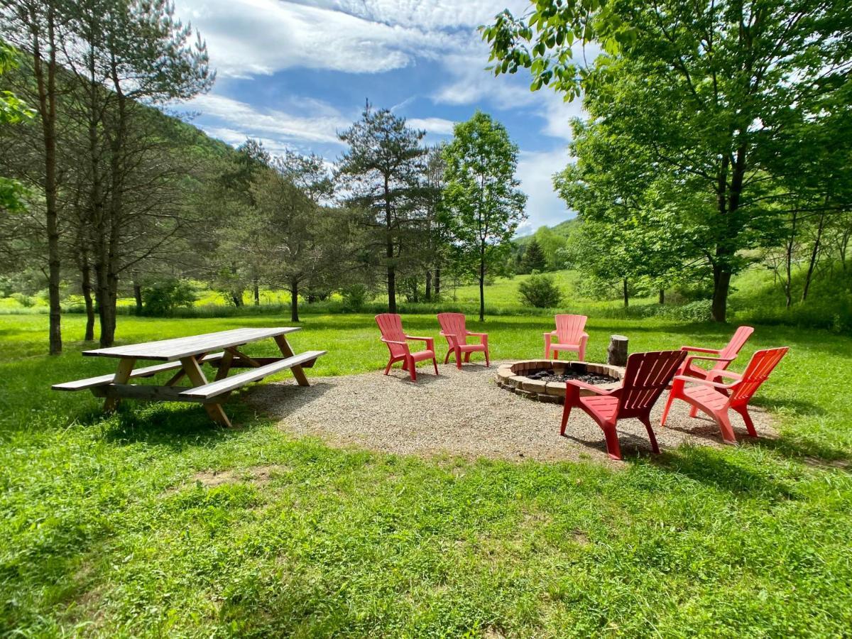 Maples Retreat - 2 Acres - Fireplace إليكوتفيل المظهر الخارجي الصورة